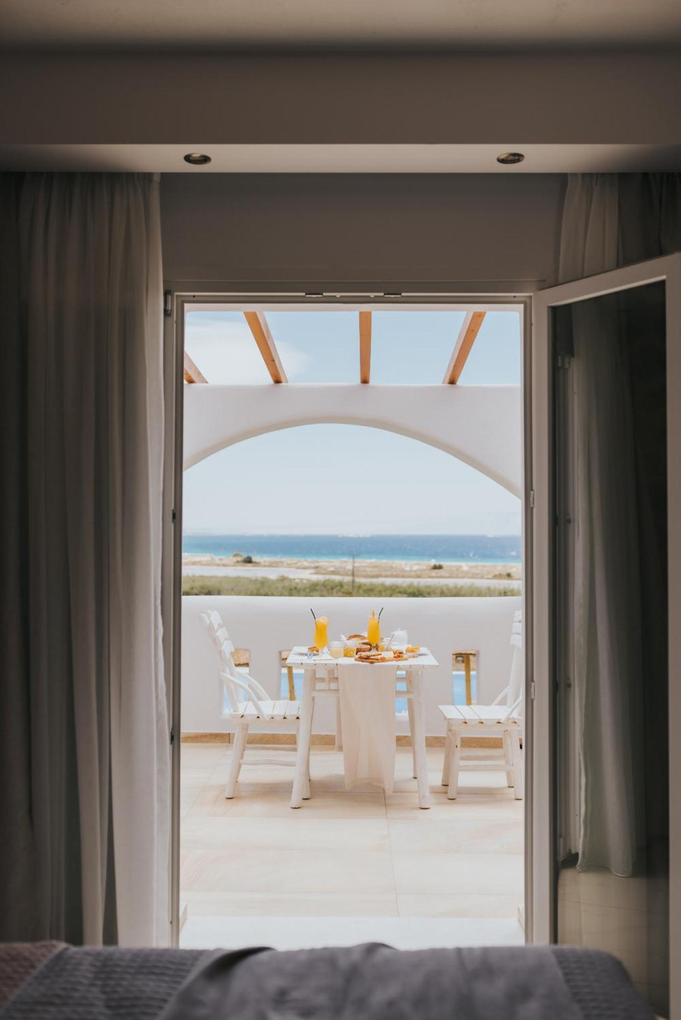Naxos Grand Hotel Naxos City Экстерьер фото
